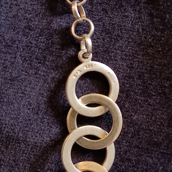 Toggle Flat Link Bracelet - Picture 9 of 12